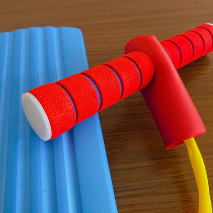 Squeaky_Pogostick_for_Little_Heroes-7